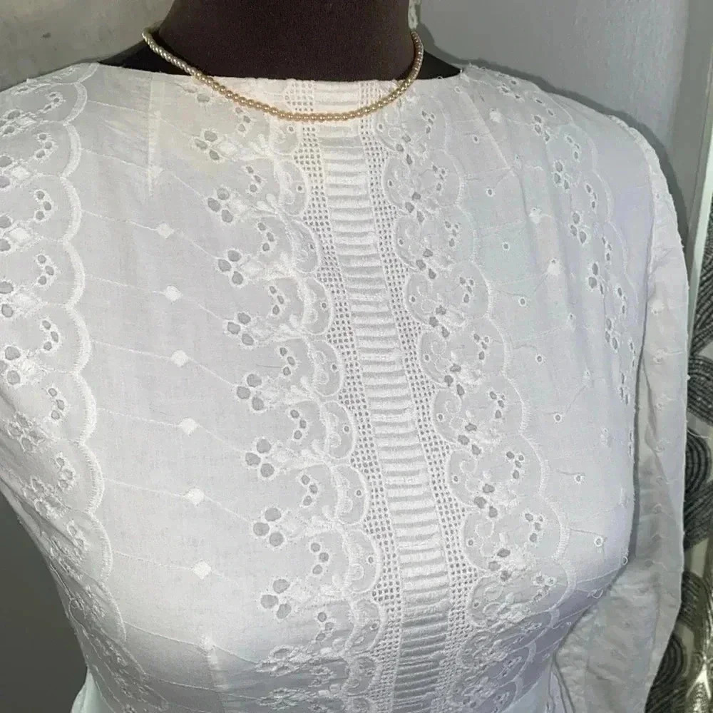 Vintage eyelet midi dress - Picture 3 of 10